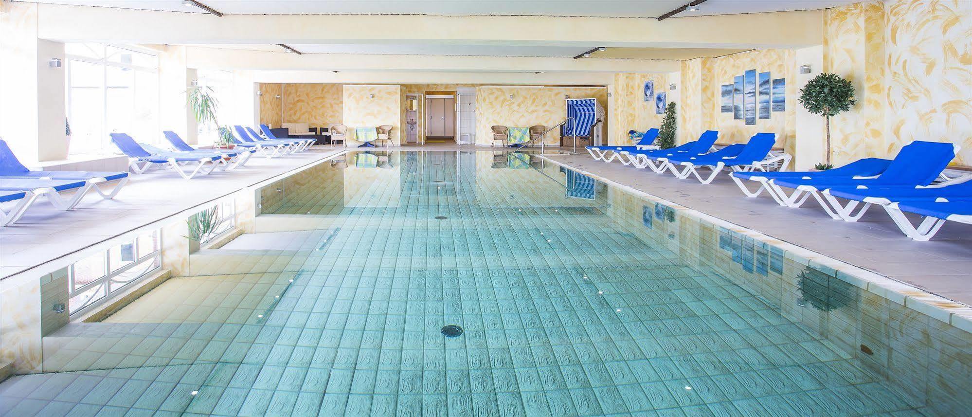 Nordseehotel Freese ยูอิสท์ ภายนอก รูปภาพ